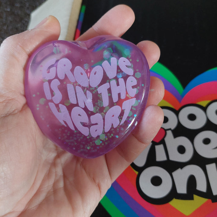 anti stress needoh in hart vorm, good vibes needoh, groove is in the heart, sensoriek materiaal