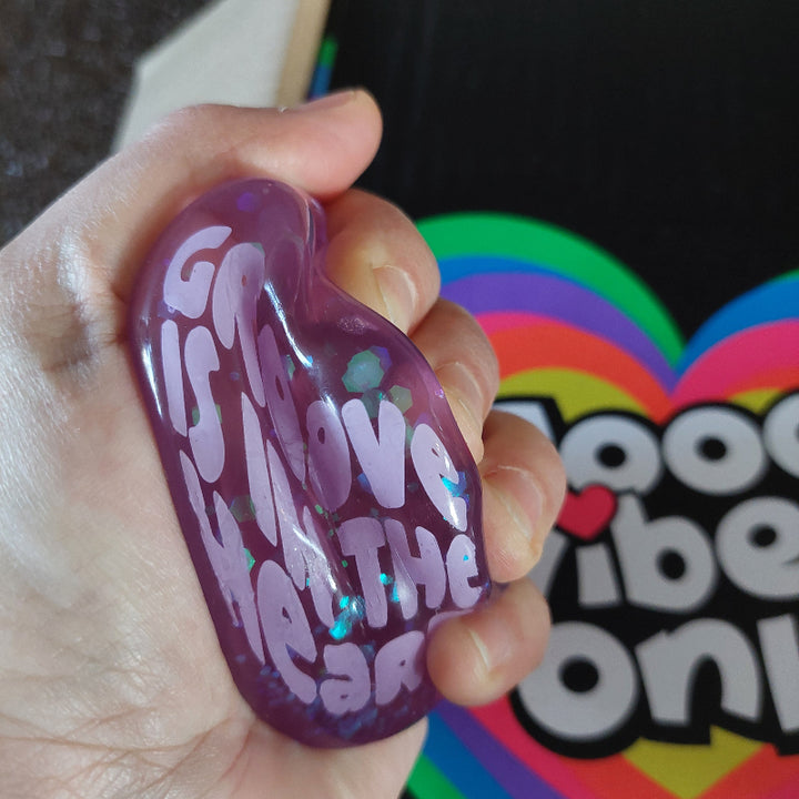 hand drukt needoh good vibes only heart, needoh fidget heart, sensoriek materiaal