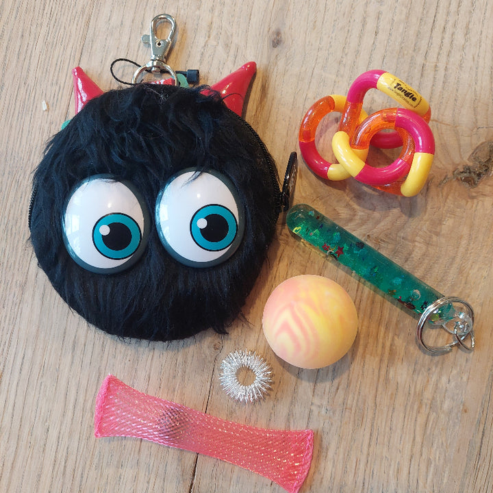 fidget set monster etui met tangle en needoh