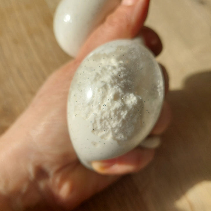 squeeze antistressball sneeuw sneeuwbal in hand, gedrukt, zo dat het binnen in te zien is. Wolke anti stressbal