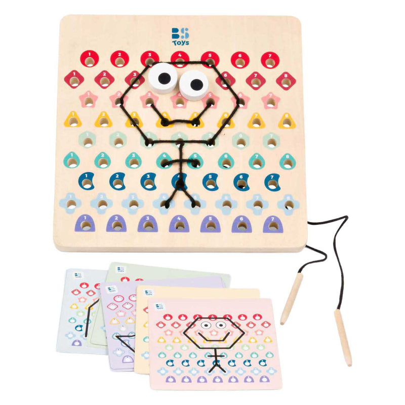 Thread & Code van BS Toys met rijgmaterialen en voorbeeldkaarten overzichtelijk uitgestald