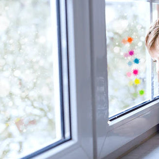 Sticky plakballetjes window walker