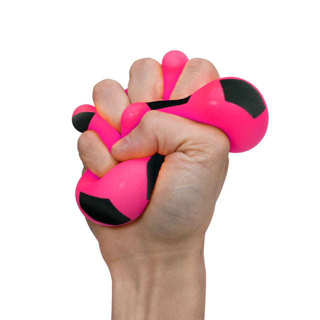 roze needoh hot shots football bal die in de hand wordt geknepen voor sensorische prikkel