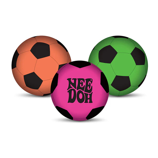 set van drie needoh hot shots football ballen in verschillende kleuren