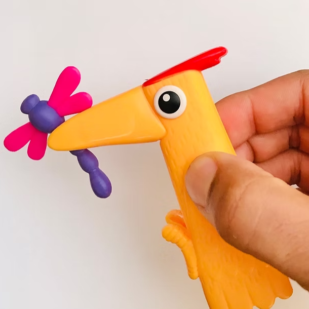 bird tweezer van hungry cutter, kinder pincet specht