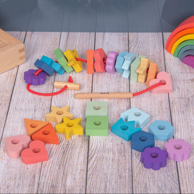 houten speelgoed, tickit, rijg vormen, fijne motoriek
