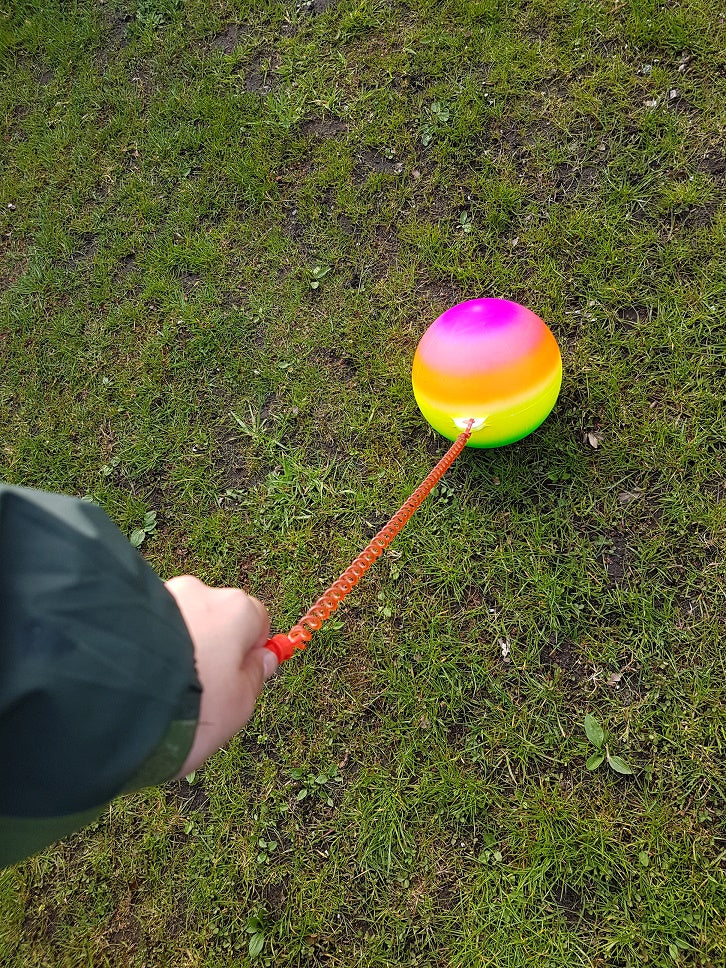 Toys42Hands Regenbogen bungeebal