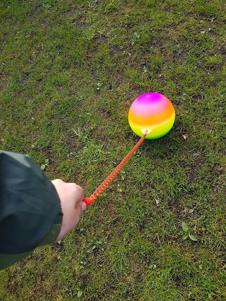 Toys42Hands Regenbogen bungeebal