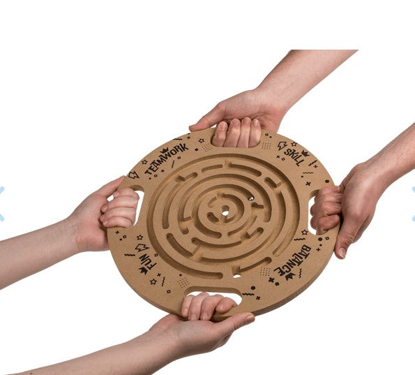 Cooperative labyrinth – Toys42hands