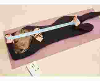 kikkerland Flexie Stretchband mit Übungen