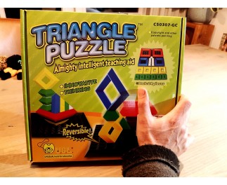Triangle Puzzle mit Base